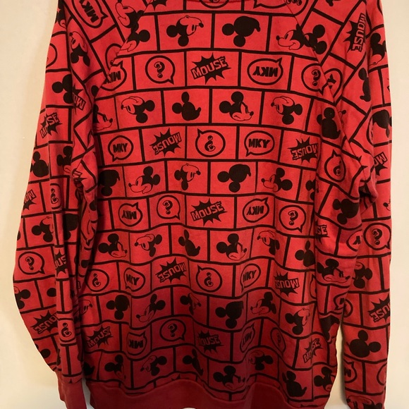 Disney Women's Size XL Red Mickey Mouse Sweatshirt comfy - Picture 2 of 5